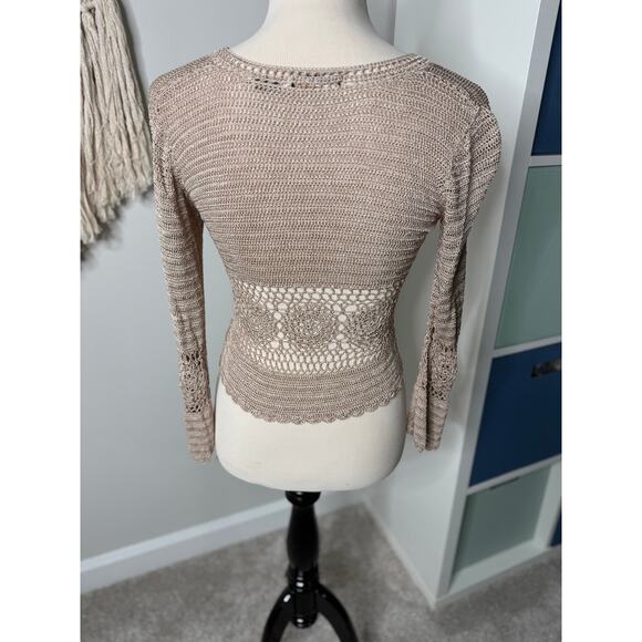 BCBG Y2K Women's Floral Crochet Tan Neutral Blouse Shirt Top Small *FLAWED* - Picture 2 of 8